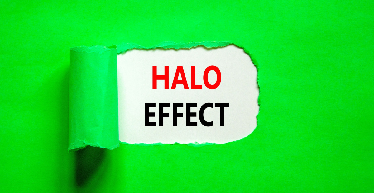 Halo effect on green paper