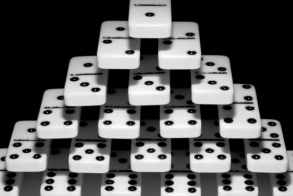 Stacked dominoes