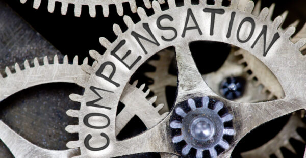 Compensation flywheel